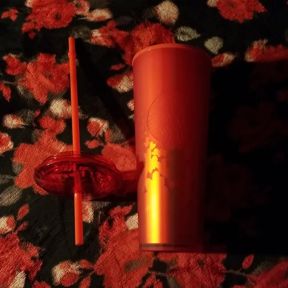 Starbucks 2022 ❤Valentine's Day Limited Edition Hearts Ombre Dome